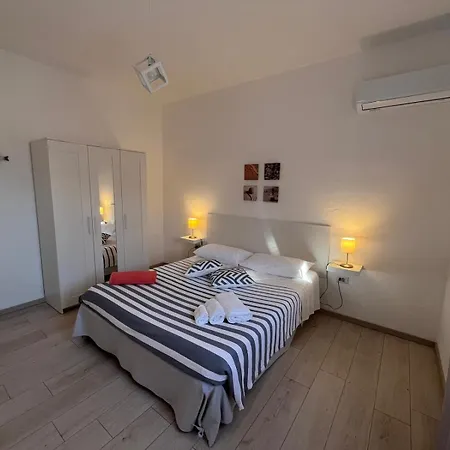 Casa Le Cicale דירה *